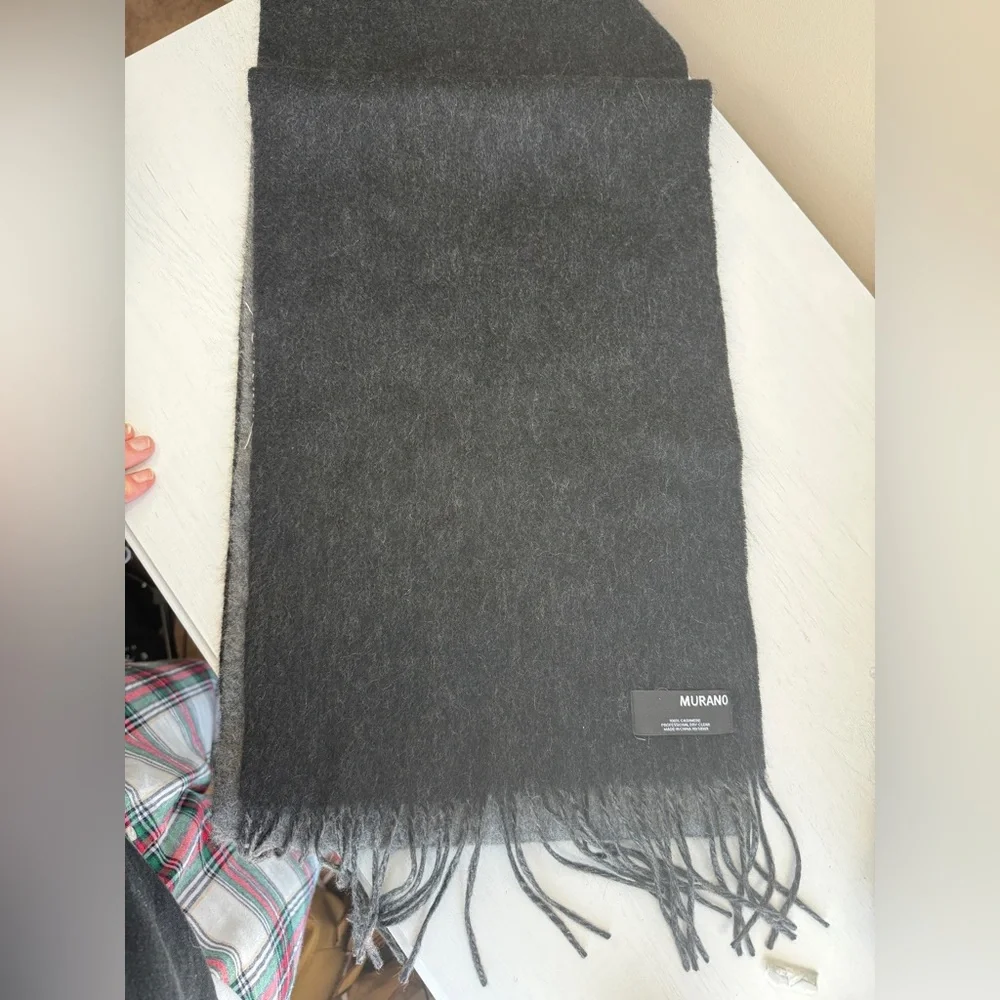 Murano 100% CASHMERE Two-Layer Black Gray Scarf - Picture 10 of 11